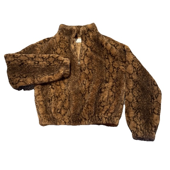 Oli And Hali Fuzzy Sherpa Pullover Animal Print Faux Fur 1/4 Zip Medium‎ - Picture 2 of 7